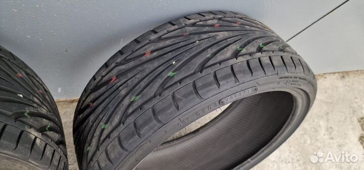 Toyo Proxes T1-R 205/35 R18