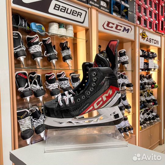 Коньки хоккейные ccm jetspeed ft6 pro sr