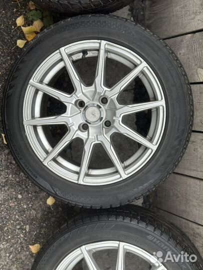 Колеса зимние в сборе на литье hankook 185/55/15