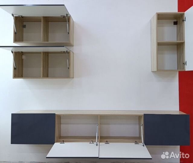 Гостиная Лия-3 дуб сонома/графит глянец 2,4 м