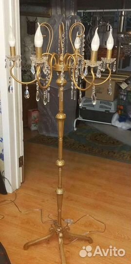 Торшер напольный с абажуром