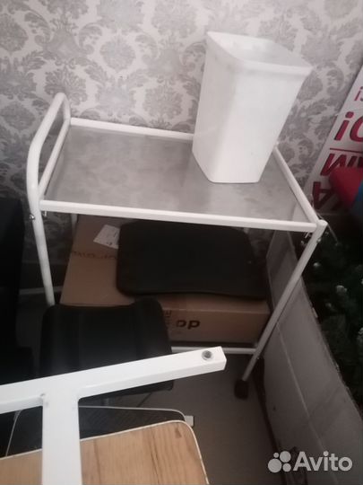 Косметологическая тележка