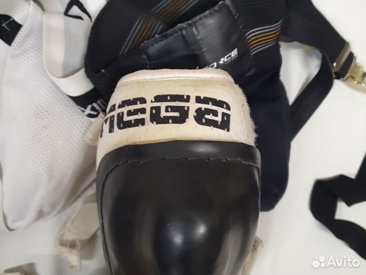 Хоккейная форма ракушки и налокотники