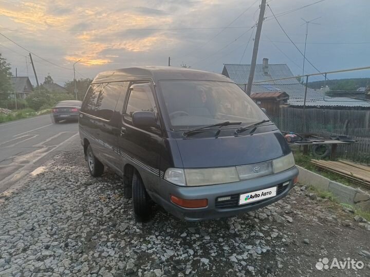 Toyota Town Ace 2.2 AT, 1995, 369 000 км