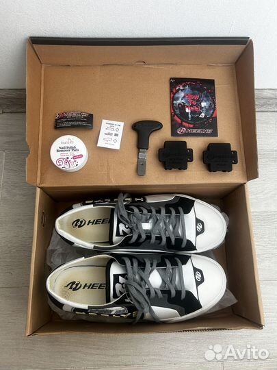 Роликовые кроссовки Heelys
