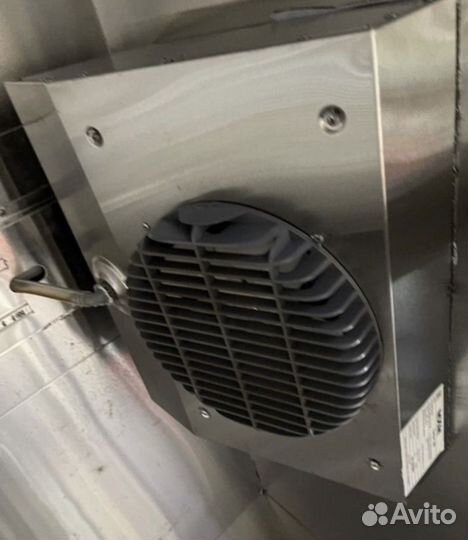 Холодильный шкаф из нержавейки