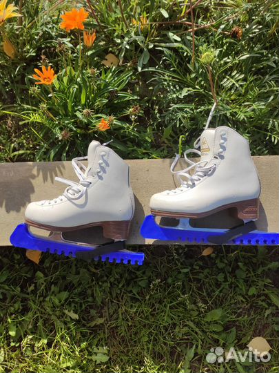 Фигурные коньки jackson artiste