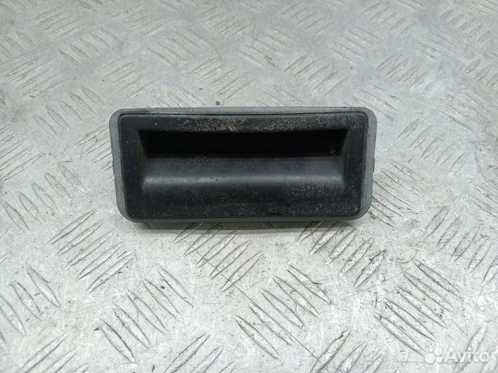 Кнопка открывания багажника Audi A6 C7 2.0 cglc