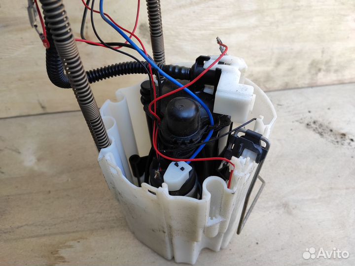 Насос топливный A16XER на Опель Astra J