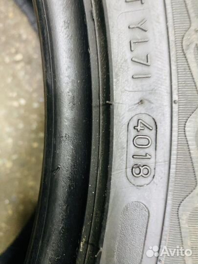 Nokian Tyres WR D4 245/45 R19 и 275/40 R19