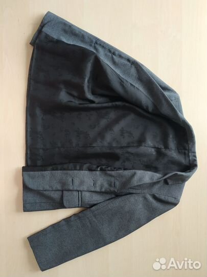 Школьный пиджак на мальчика 128 6-7 лет