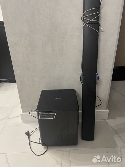 Сабвуфер и колонка samsung