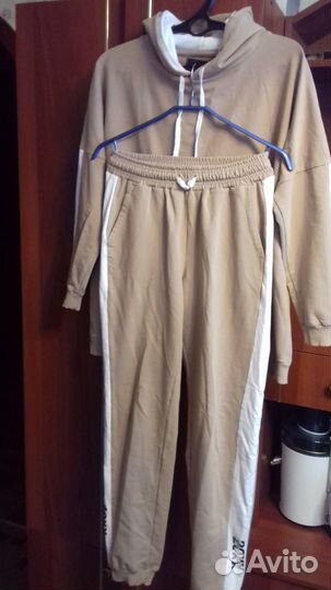 Спортивный костюм