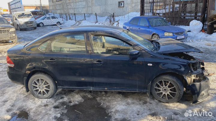 Генератор Volkswagen Polo Sedan (Mk5) 03C903023A