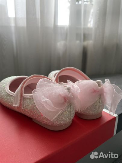 Праздничное платье для девочки 122 (и туфельки)