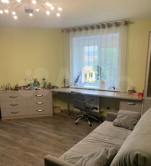 2-к. квартира, 69 м², 2/10 эт.