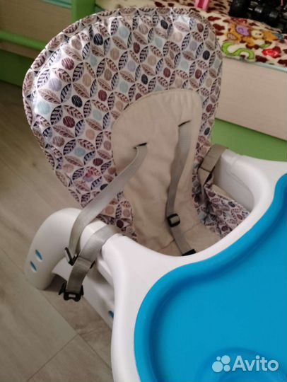Детский стульчик для кормления