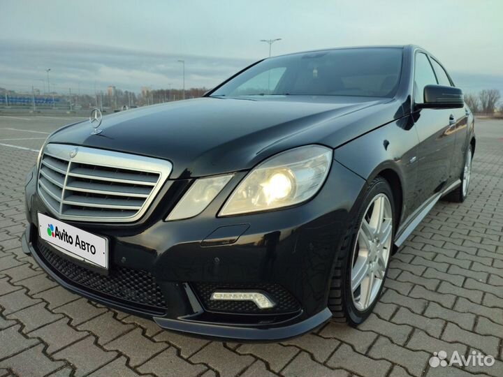 Mercedes-Benz E-класс 1.8 AT, 2010, 303 300 км