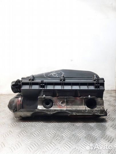 Корпус воздушного фильтра Mercedes-Benz M-Class