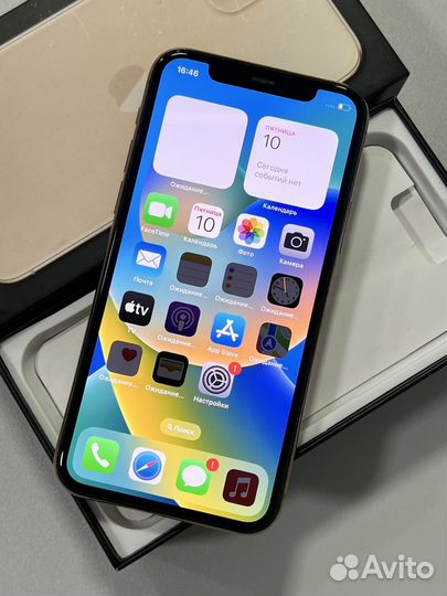 iPhone 11 Pro, 64 ГБ