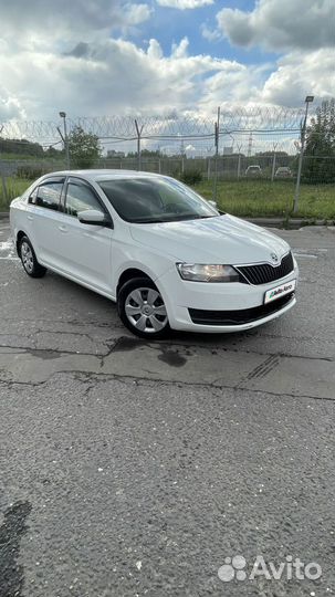 Skoda Rapid 1.6 AT, 2019, 195 000 км