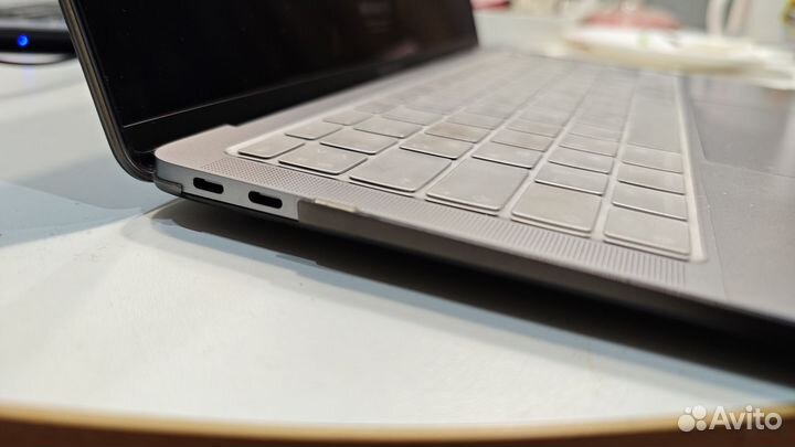 Apple Mac Book Air 13.3, 2021, m1, 16gb, 256gb