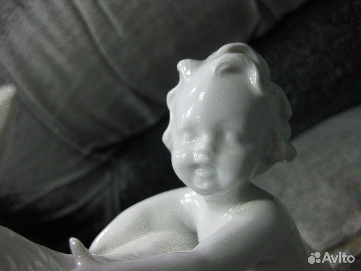 Статуэтка фарфоровая германия первая половина прош