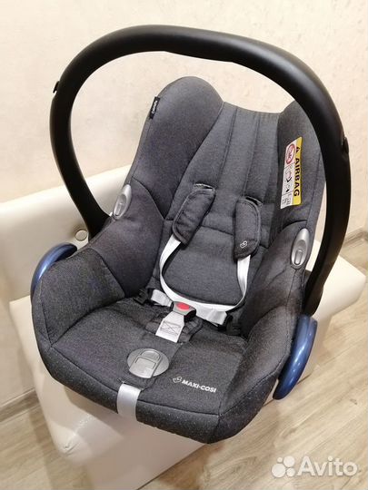 Детское автокресло 0+(до 13кг) Maxi-Cosi CabrioFix