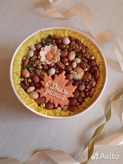 Подарочный бокс на 1 сентября