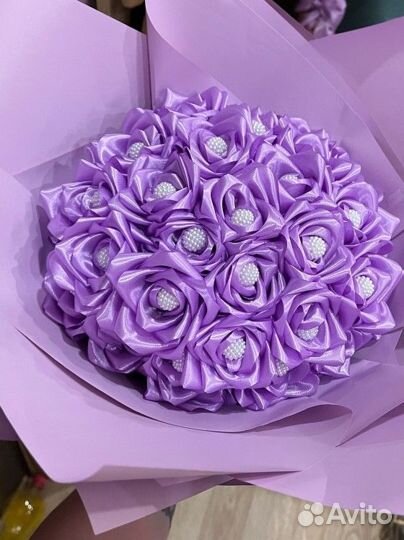 Букет из атласных роз