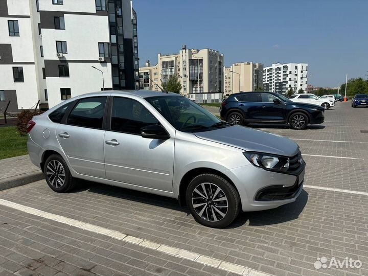 LADA Granta 1.6 МТ, 2023, 4 015 км