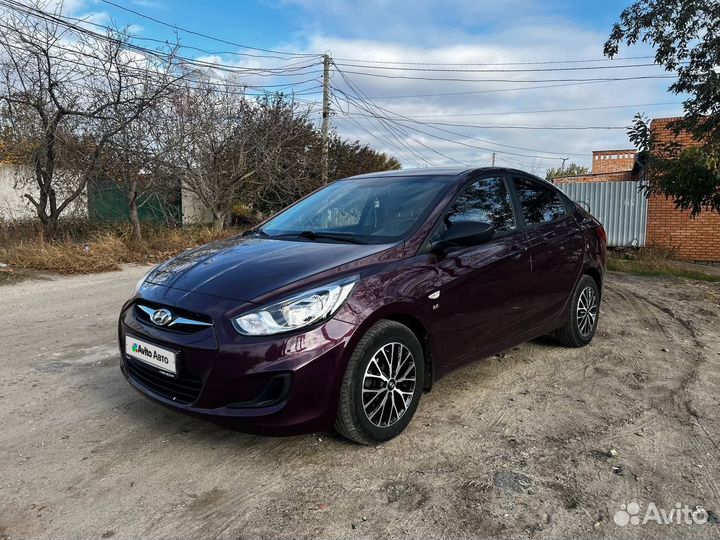 Hyundai Solaris 1.6 AT, 2013, 130 000 км