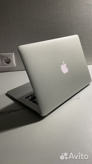 Apple MacBook Air 13 2017 128 Gb SSD