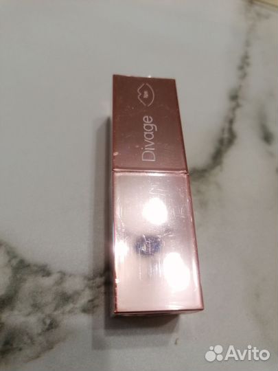 Divage Помада
