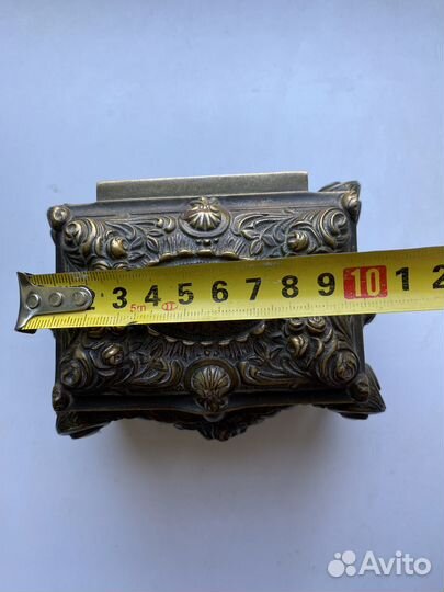 Старинная шкатулка