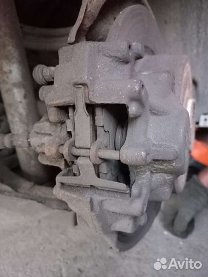 Запчасти на 123 mercedes,салон коричневый хороший