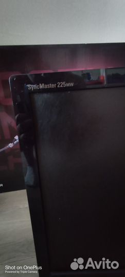 Монитор Samsung