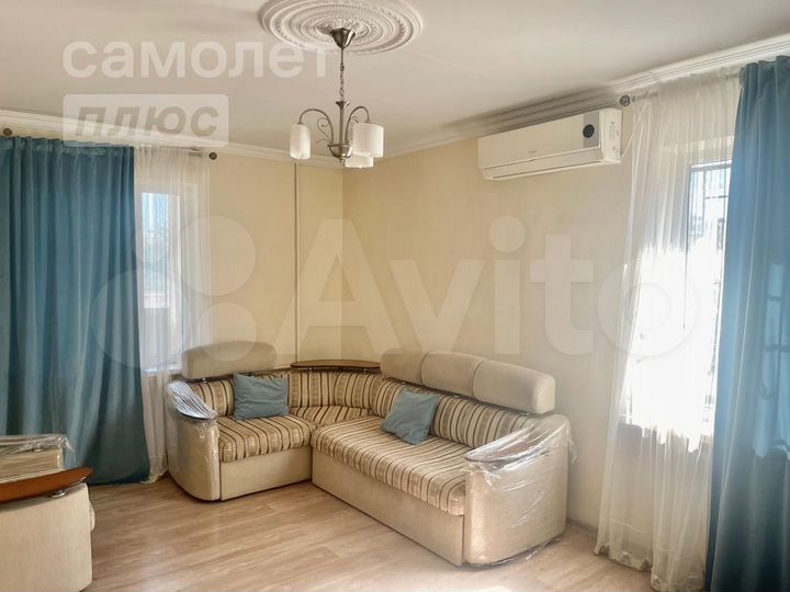 2-к. квартира, 54 м², 3/9 эт.