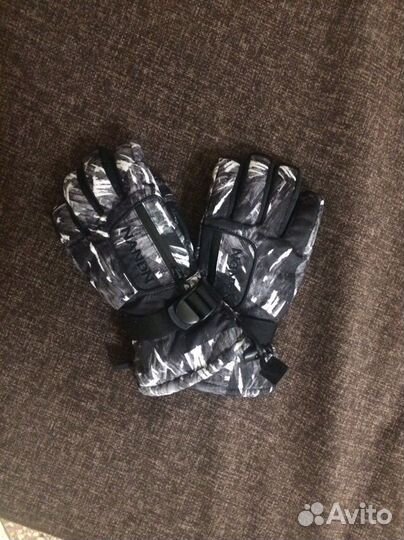 Зимние перчатки