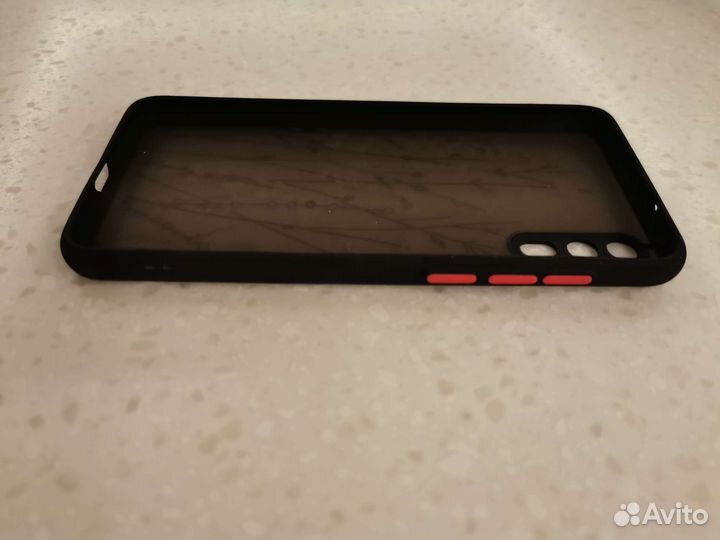 Чехол на Huawei P20