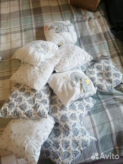 Бортики подушки в детскую кроватку