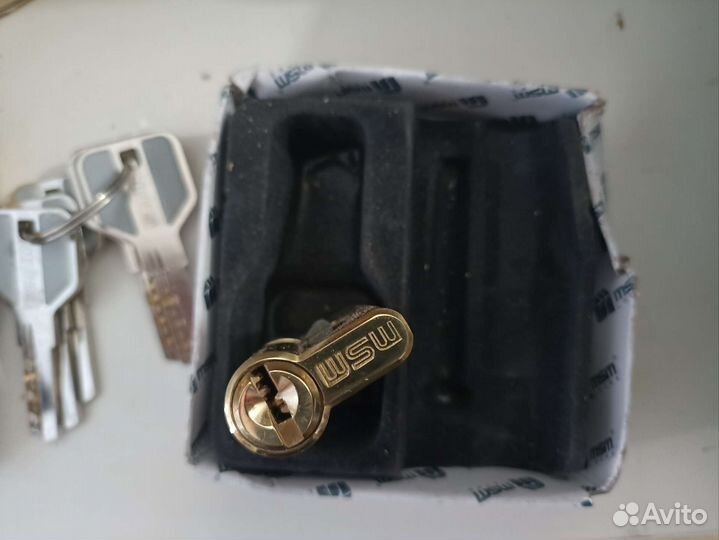 Личинка для замка