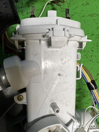 Двигатель с помпой в сборе посудомоечной Bosch