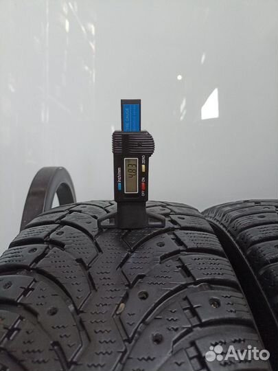 Formula Ice 215/65 R16