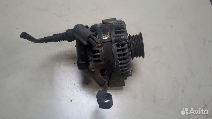 Генератор Toyota Sequoia, 2004