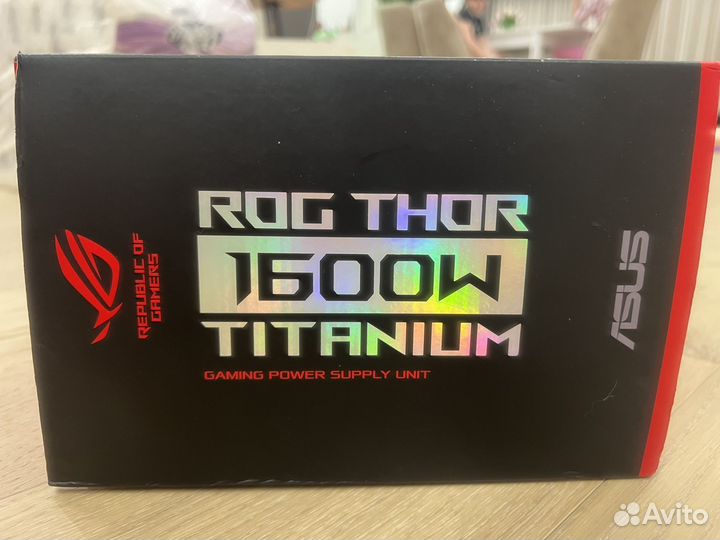 Rog thor 1600w titanium