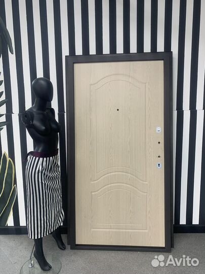 Дверь межквартирная Гермес 1150 х 2100