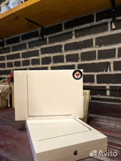 Apple Macbook air m2 8/256gb