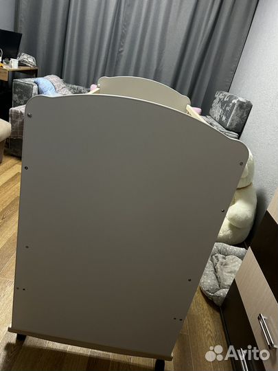 Кроватка для новорожденных новая