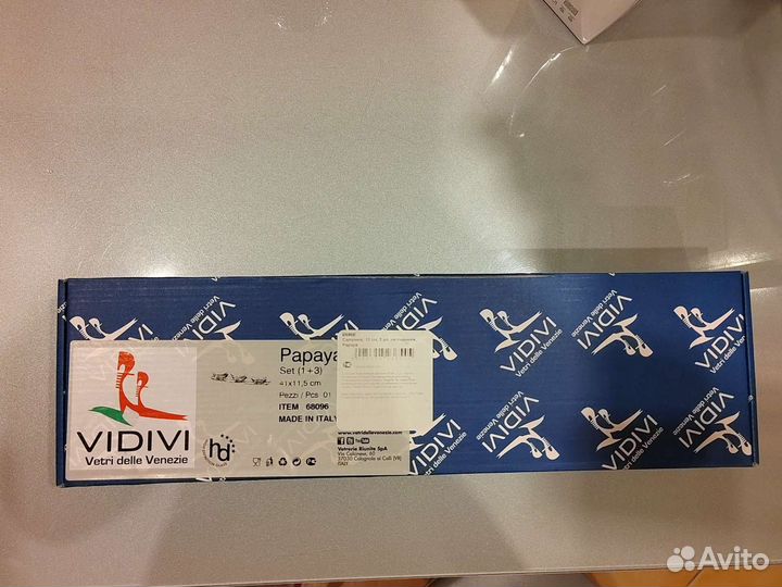 Набор стеклянных салатников на подносе, Италия